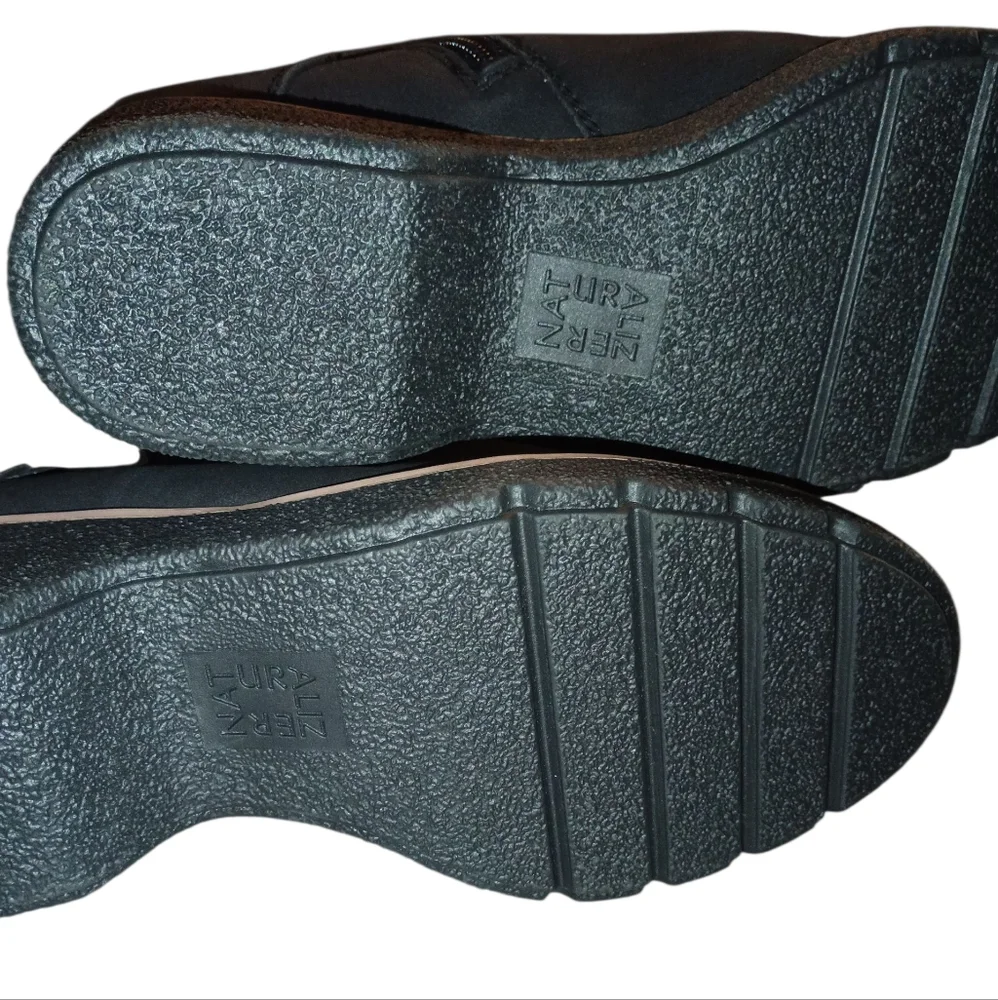 Naturalizer Black Lace-Up Ankle Boots NWOT No Box - Picture 4 of 5